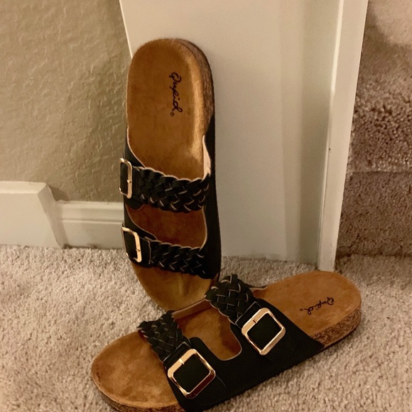 BLACK BUCKLE SLIDES BRAND NEW - Picture 2 of 4